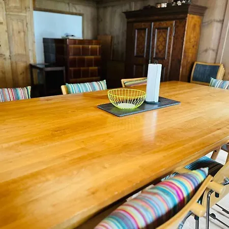 Casa Cradd, Spacious House Near Flims شقة *