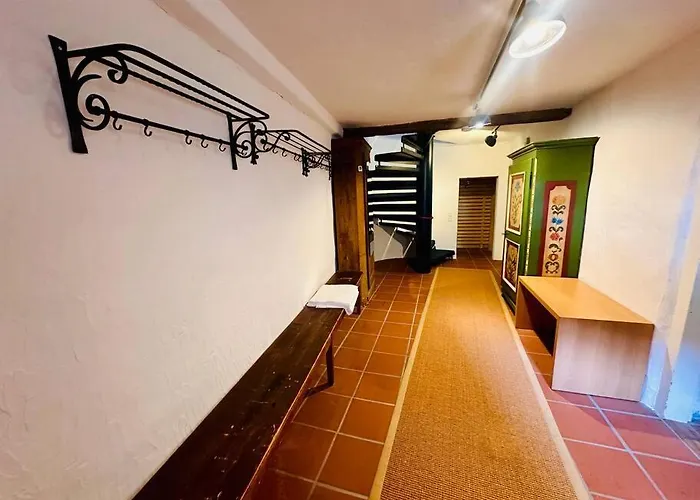 Daire Casa Cradd, Spacious House Near Flims Trin