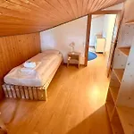 Apartment Casa Cradd, Spacious House Near Flims *