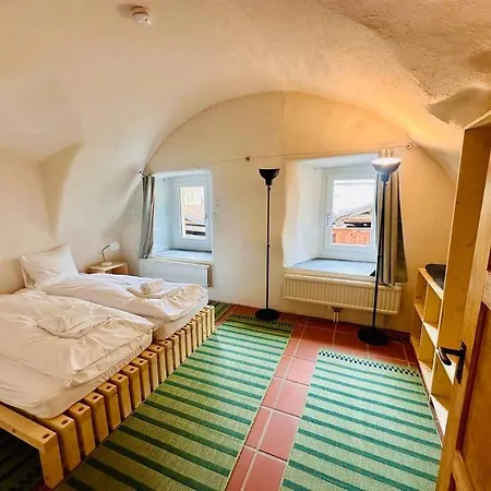 Daire Casa Cradd, Spacious House Near Flims *